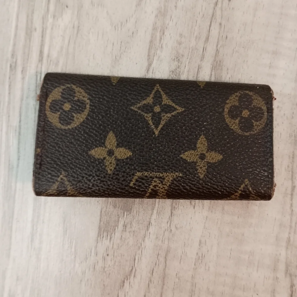 Louis Vuitton Monogram Key Holder